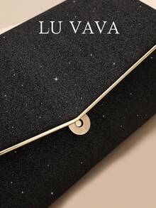 LUVAVA 轻奢信封手拿包，斜角剪裁，饰以低调珠光亮片面料和金属饰边，可拆卸链条，多种背法，完美适用于婚礼宾客、晚宴、鸡尾酒会、约会之夜、日常通勤，百搭高端轻盈的成熟名媛风格（黑色） - 黑色 - 查看 6