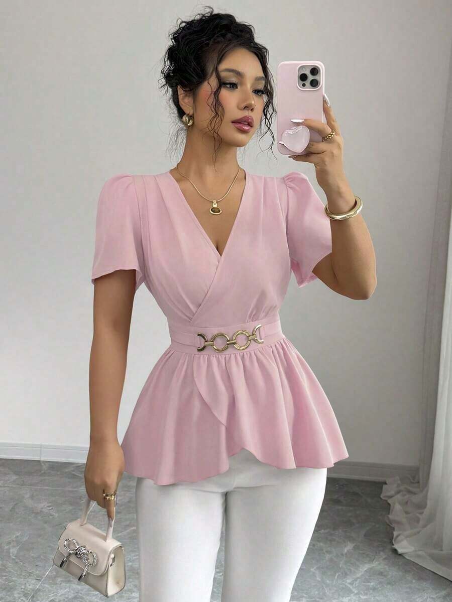 Nueva blusa elegante y casual ajustada con diseño de volantes, cuello en V, mangas de volantes, decoración de cintura, botones y bajo cruzado de tela tejida - Rosa - Ver 1