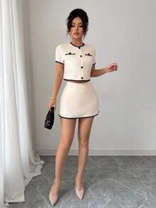Two-Piece Set Consisting Of A Short-Sleeved Blouse With Snap Buttons And A Mini Skirt With Wavy Ribbon Trim In Contrasting Colors, Elegant French Design For Spring/Summer - 白色 - 查看 4