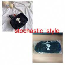 SNOOPY 1pc Cute Cartoon  Makeup Storage Bag, Portable And Large Capacity, Perfect For Storing And Giving As A Small Gift To Fans, Family, And Friends. It Is The First Choice For Girlfriends/Couples To Give As A Gift, With A Summer Atmosphere And A Small Item For Daily Matching[Stochastic Style] - Multicolor - View 4