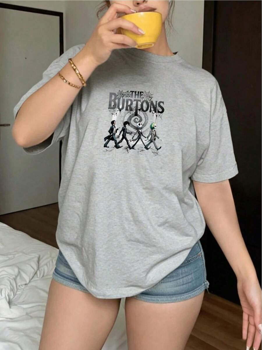 Women's Short-Sleeved T-Shirt, New 2026 Model. Ideal For Casual Looks, Perfect As A Birthday Gift Or For Any Holiday For Women And Teens. Artistic Style, Modern Design, Breathable Fabric, Printed T-Shirt, For Art Lovers, Fashion Statement, Comfortable Fit, Top, Fashionable. - 灰色的 - 查看 1
