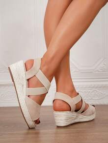 Giày đế xuồng mùa hè cho nữ, giày đế xuồng màu đen, giày đế xuồng và đế cao kiểu slip-on cho nữ, sandal đế xuồng đế cao cho nữ, giày espadrille quai ngang mắt cá chân tối giản, sandal đế xuồng giả da, giày quai ngang mắt cá chân bằng lưới thoáng khí màu be cho kỳ nghỉ hè, giày dệt thoải mái đi biển, giày khoét lỗ, cỡ 34-43, cỡ lớn và cỡ nhỏ cho nữ, giày cao gót bít mũi cho nữ, sandal cao gót cho nữ, giày cao gót thanh lịch cho nữ. - Màu be - Xem 9