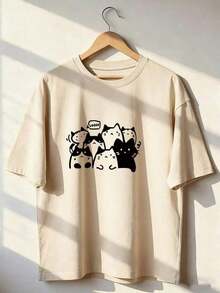 Artículo de moda primavera-verano 2026, camiseta de manga corta estampada con motivos de gatos, fabricada en México. Adopta un diseño con estampado de dibujos animados, estilo para parejas, adecuado para uso en interiores y exteriores. Diseñado con cuello redondo clásico, estilo unisex, ideal para ocasiones de oficina y casuales. Se vende en paquete de una sola pieza. - Beis - Ver 7