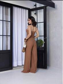 Tailored Cropped Top With Buttons And Wide-Leg Trousers. - 咖啡棕 - 查看 2