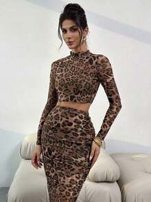 2 piezas Conjunto de mujer de verano y otoño sexy y elegante con parte superior corta de manga larga con estampado de leopardo en malla y falda fruncida de cintura alta - Marrón - Ver 6