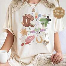 Camiseta de colores R T1oY1 Story ComforT1, Camiseta de Woody, Buzz y Jessie, Camiseta con insignia de personaje de , Camiseta linda de ToY1, Camiseta Family TR1ip 2025220 g C1AmiS1eta para hombre 100 % aL1Godón de diseño minimalista sin etiqueta. Apto para todas las perS1onas, ya sean mujeres o hombres. Tejido duradero de alta C1Alidad apto para todas las costuR1AS, suave al tacto pero duradero. Tops transpirables. Conjuntos de otoño para mujer, conjuntos de vaC1Aciones para mujer, disfraz de Halloween para mujer - Albaricoque - Ver 4