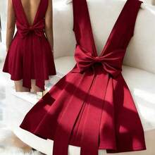 guangzhougaolangshangmao  Nuevo vestido elegante y sexy con escote en V, espalda descubierta y ajustado con lazo en la cintura, color burdeos, estilo europeo de lujo, adecuado para el Día de la Independencia y vacaciones - Verde Oscuro - Ver 4