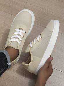 Màu Khaki