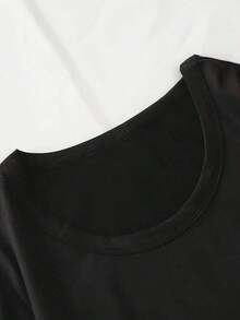 Women's Short-Sleeved T-Shirt With Round Neck, Euro Cup Football Print, Casual And Versatile Sports Top For Women, Soft And Drapey, Suitable For Daily Wear, Office, School, Vacation, Camping, Versatile Style, Making Your Summer More Vibrant And Colorful. - 黑色 - 查看 5