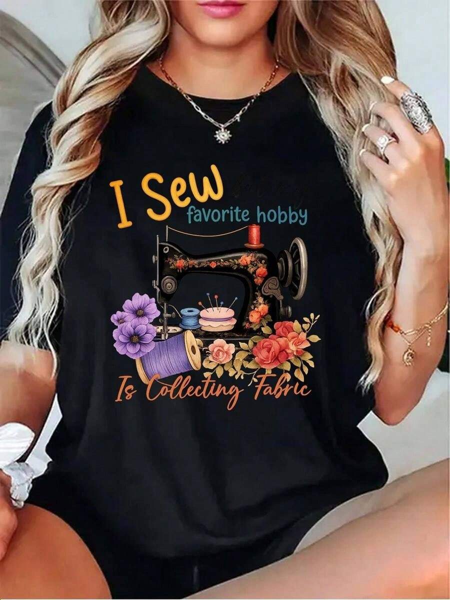 1 pieza de playera para hombre y mujer, 100% algodón puro, cuello redondo casual con estampado, manga corta transpirable para uso diario, modelo femenino, con estampado de máquina de coser vintage y rollo de tela - Negro - Ver 1