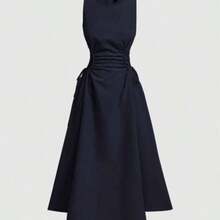 guang zhou mi qian shang mao  MOD Vestido largo plisado de un solo color con detalle de cruce lateral, apropiado para citas, brunch, cumpleaños, regreso a la escuela, trabajo, verano, y fiestas del té para mujeres - Azul marino - Ver 1