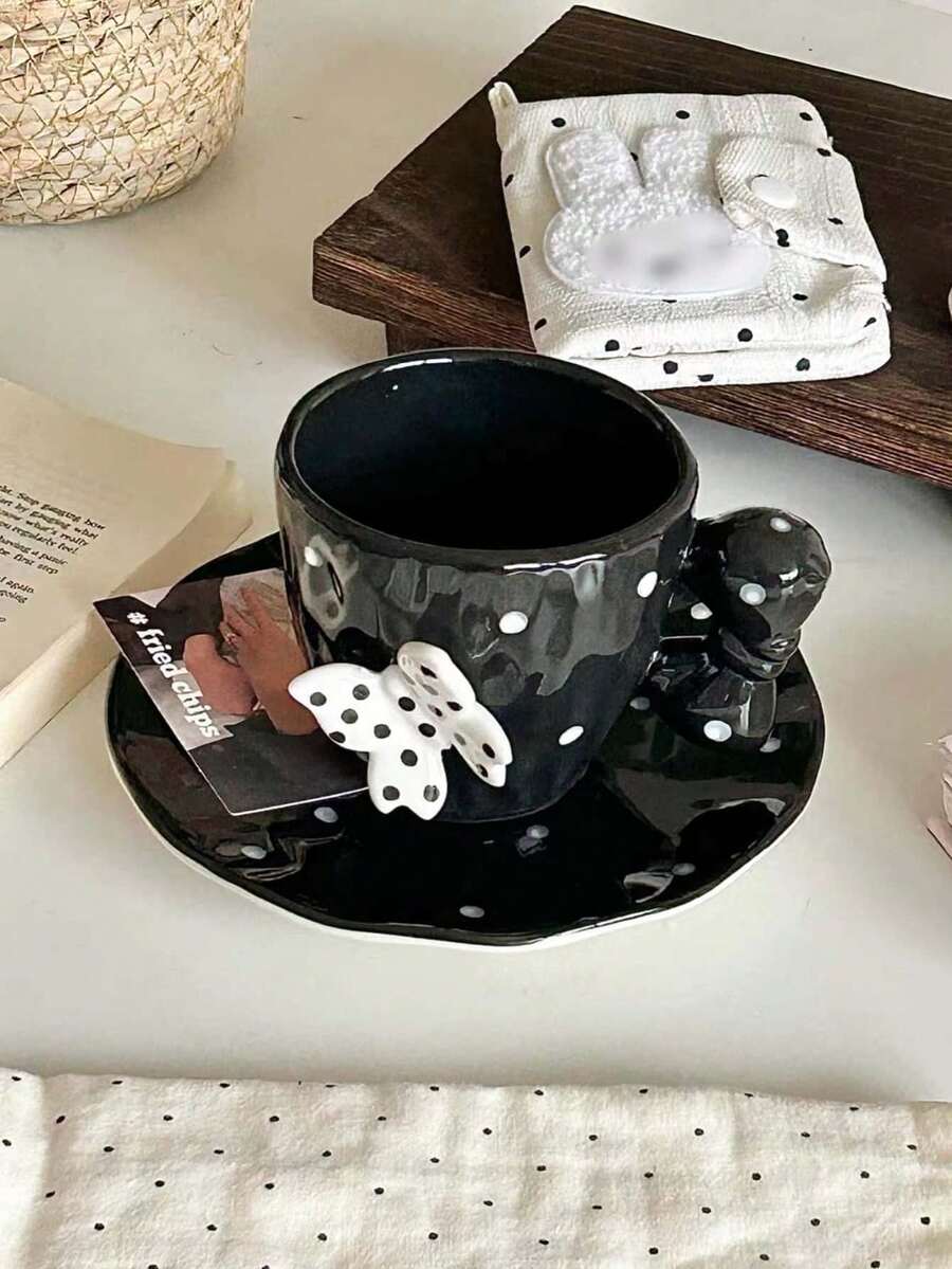 一套3D蝴蝶黑色波点陶瓷杯碟,高端小众波点蝴蝶咖啡杯,小众甜点盘,早餐牛奶杯,咖啡杯碟套装,送友礼物,适合居家、餐厅、咖啡馆、甜品店、礼品、聚会、派对等场合 - 黑色 - 查看 1