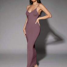 MewMuse.  Vestido ajustado unicolor de espalda abierta - Café integral - Ver 4
