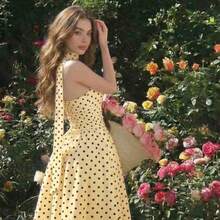 guangzhougaolangshangmao  MOD Vestido de verano de longitud media sin mangas con estampado de lunares elegante para mujer - amarillo ganso - Ver 1