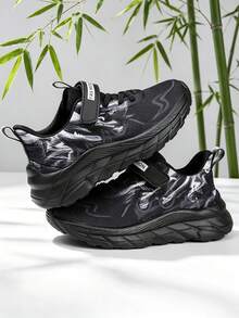 1雙白黑漸層網布運動鞋，輕量透氣舒適，魔鬼氈開合，穿脫方便，校園風休閒運動鞋，建議買大一號 - 黑色 - 查看 6