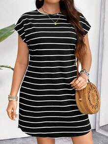 Vestido midi de cuello redondo a rayas en blanco y negro de talla grande, para el verano - Negro - Ver 1