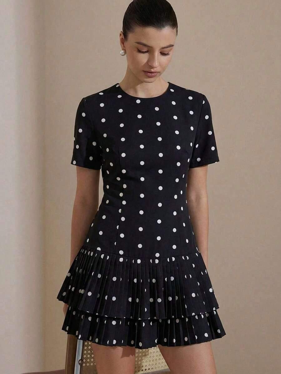 Versatile Casual Dress For Women With Round Neck, Fitted Waist, Short Sleeves, Black And White Polka Dot Print, Layered Ruffle Hem And Matching Silhouette - 黑色 - 查看 1