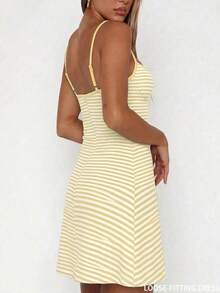 Vestido mini con tirantes finos y rayas, sexy y de moda, versátil para vacaciones, nueva llegada de primavera/verano - Amarillo - Ver 3