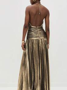 Vestido sin mangas plisado tono metalico con tirante alto y abertura para fiestas - Dorado - Ver 4