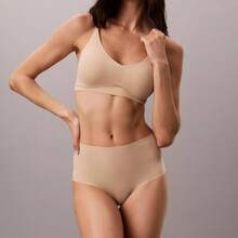 Calvin Klein Invisibles Lightly Lined Triangle Bra QF5753 - 僅有的 - 查看 6