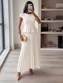 Conjunto elegante de 2 piezas con camisa de mangas cubiertas y dobladillo plisado y minifalda plisada de unicolor para mujer - Blanco - Ver 1