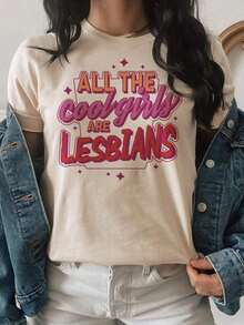 All The Cool Girls Are Lesbians T-Shirt, Lesbian Pride Shirt, Girls Who Love Girls Lovers Graphic Tee Camiseta informal de moda con estampado creativo para mujer, de manga corta y cuello redondo, para primavera y verano T-Shirt Women Festive Celebration Shirt Party Wear Top - Albaricoque - Ver 4