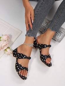 1 par de sandalias de tacón grueso con lunares blancos para mujer, elegante estilo escolar, cómodas y versátiles para el verano - Negro - Ver 5