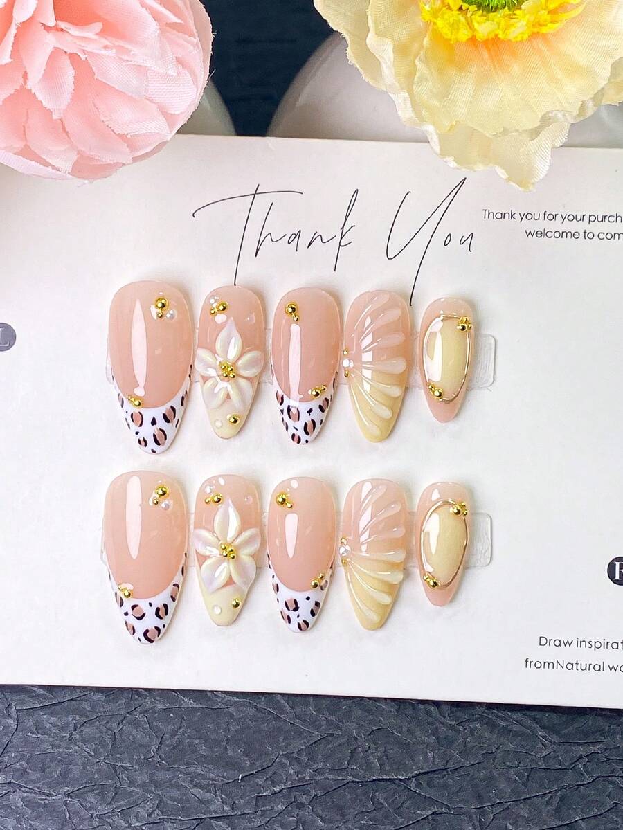10pcs Handmade Nail Stickers, Handmade Nails, Short Nails, Summer Nails, Acrylic Nail Stickers, Nail Stickers, Nail Sticker Set, False Nails, Y2K Style Nails, Yellow Nails, Champagne Nails, Nude Nails, Nude Almond-Shaped French Manicure With Leopard Print Pattern And Gold Pearl Decor, 3D White Flower Decor With Gold Rivets Handmade Press On Nails - Champagne - View 1