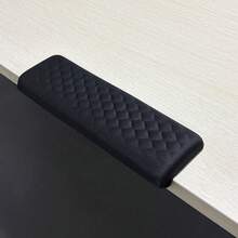 桌面记忆海绵肘垫，防滑，打字更轻松，缓解疼痛，适用于电脑、笔记本电脑、游戏（经典黑色） - 查看 3