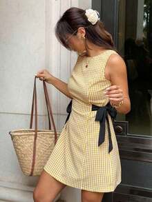 Vestido mini de verano casual y de vacaciones para mujer con estampado de rayas y contraste de color con nudo sin mangas - Multicolor - Ver 3