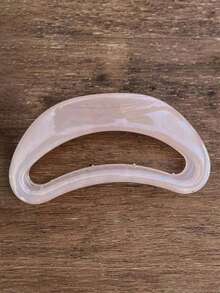 3pcs/Set 4.33" Jelly White, Pink And Blue Crescent Hollow Hair Clips For Women, Fashion Versatile Elegant Minimalist, Suitable For Daily, Casual, Party, Beach, Vacation, Hairstyling, Face/Hair Washing, Makeup, Outfit Accessories, Spring/Summer/Autumn/Winter Vacay Beach Claw Clips - Multicolor - View 3