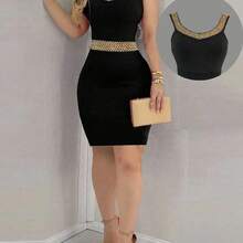 YijiaNvz Vestido negro elegante y ceñido para mujer - Halter sin mangas con tela de lentejuelas en la espalda, perfecto para actividades de verano, mezcla de poliéster lavable a máquina, vestido ajustado, adecuado para citas nocturnas diarias, fiestas, fiestas de solteros - Burdeos - Ver 4