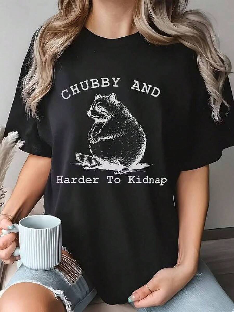 Women's Casual Short-Sleeved Round Neck T-Shirt With Raccoon Print, Comfortable And Fitted Round Neck T-Shirt For Spring And Summer, Women's T-Shirt, Comfortable And Fitted, Blouses For Women, Blouses, Women's T-Shirts, Tops, Women's Tops, Unisex. - 黑色 - 查看 1