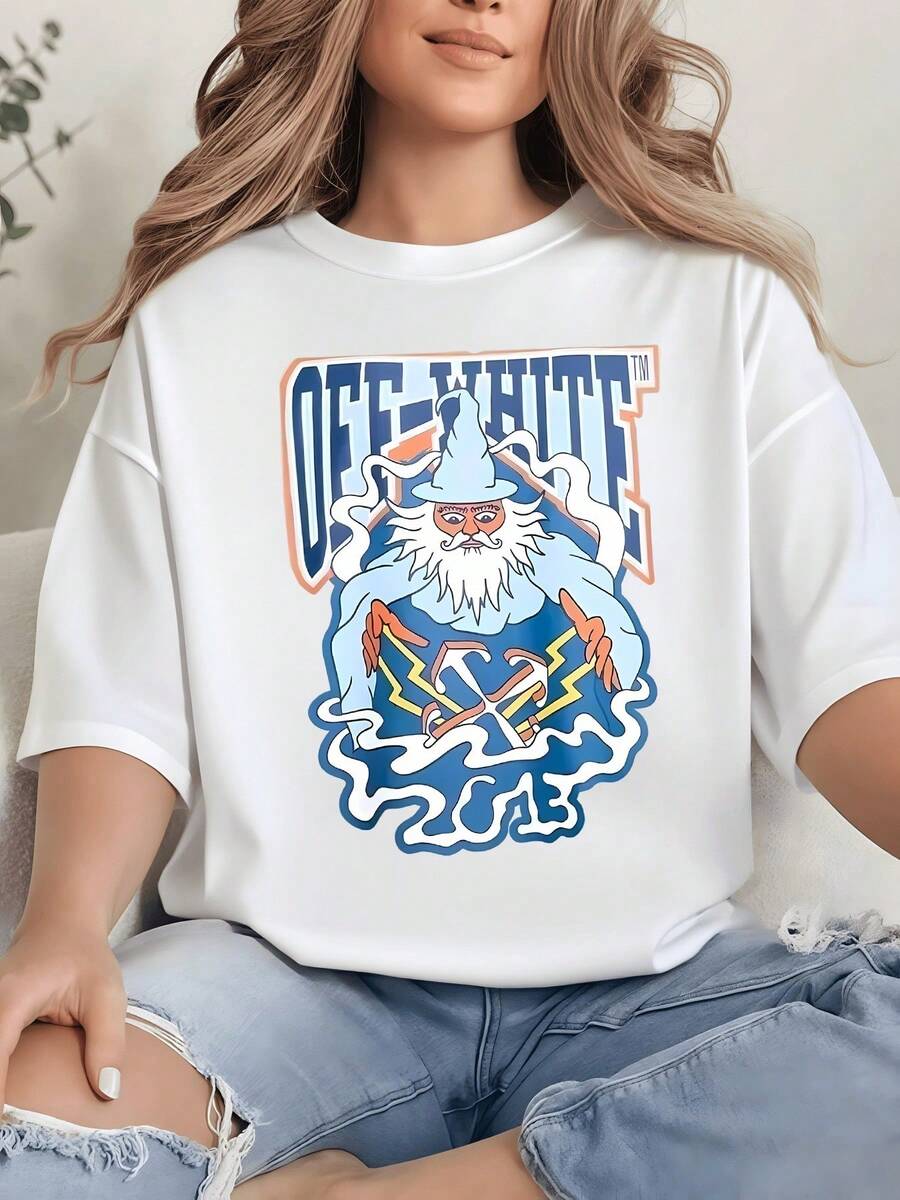Figura mística que muestra un anciano sabio controlando rayos en medio de una nube azul que simboliza poder sabiduría y energía cósmica camiseta de mujer casual holgada moda urbana moderna - Blanco - Ver 1