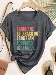2026 Summer ELYSIAN WEAR Women's T-Shirt 180G, Casual Loose Fit, Crew Neck, Short Sleeve, Graphic Print With The Humorous Phrase "I May Be Laid-Back, But I Can Bend Forward Real Fast." Ideal For Everyday Wear, Comfortable And Soft, Made From A Cotton Blend, Suitable For Women Who Love Humor And Relaxed Style. Loose And Comfortable Graphic Tees. - 灰色 2 - 查看 1