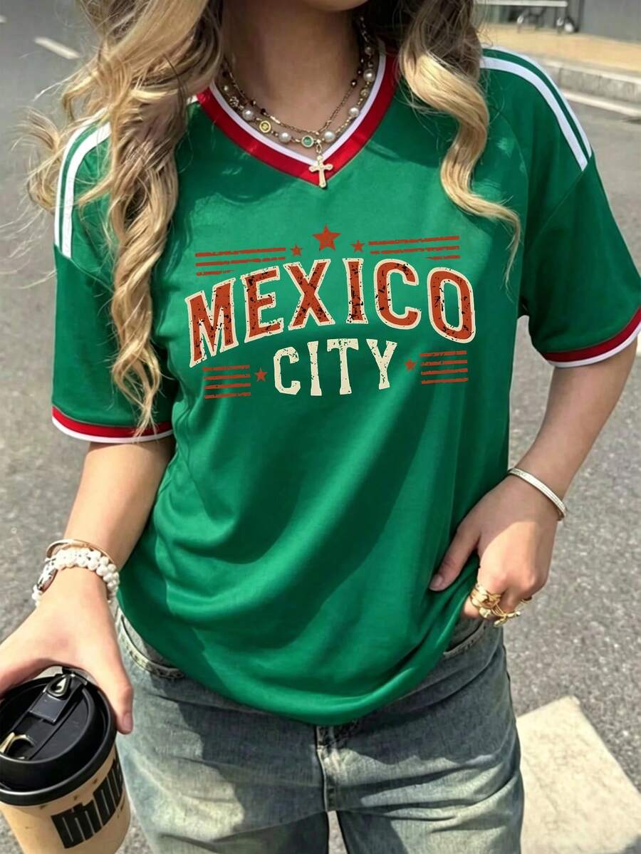 Women Mexico City Print Jersey Tee Casual Loose Fit Green Short Sleeve V Neck Striped Trim Oversized T Shirt for Sports Streetwear - Verde - Ver 1