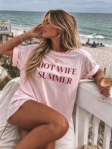 100% Cotton Hot Wife Summer TShirt - Funny Newlywed Shirt |   Bachelorette Party Tee |   Honeymoon Top |   Bride Era2026-Cropped Graphic Tees Women - 粉色 - 查看 1