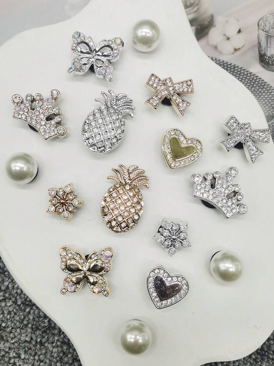 16PCS Golden Silvery Bling Butterfly Bowtie ABS Shoe Charms DIY Decorations Rhinestone Crown Clogs Shoe Buckles Accessories Artificial Beads Shoe Clip