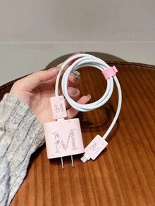 5合1套組：粉色字母M手機殼 + 充電頭保護套 + 充電線保護套 + 收納線，TPU防震保護殼適用於Apple 6/7/8/X/XS/XR/11/12/13/14/15/16/Pro Max，適合作為女友、女兒、情侶的生日或聖誕禮物 - 彩色 - 查看 3