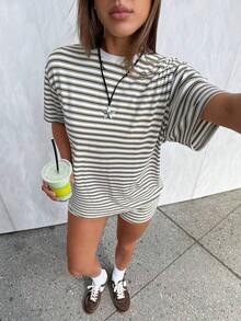Set de 2 piezas de outfit casual de camiseta de manga corta a rayas negras y blancas con pantalones cortos - Naranja - Ver 5