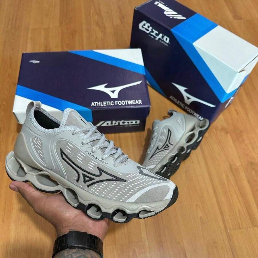 Men's Pro 14 MVX Chameleon Reflective Tennis Shoes - Light Grey - View 1