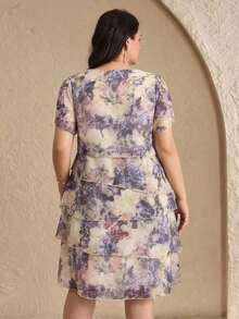 Reflora Vestido de moda con cuello redondo, mangas con volantes y estampado floral para mujer de talla - Blanco y Negro - Ver 9