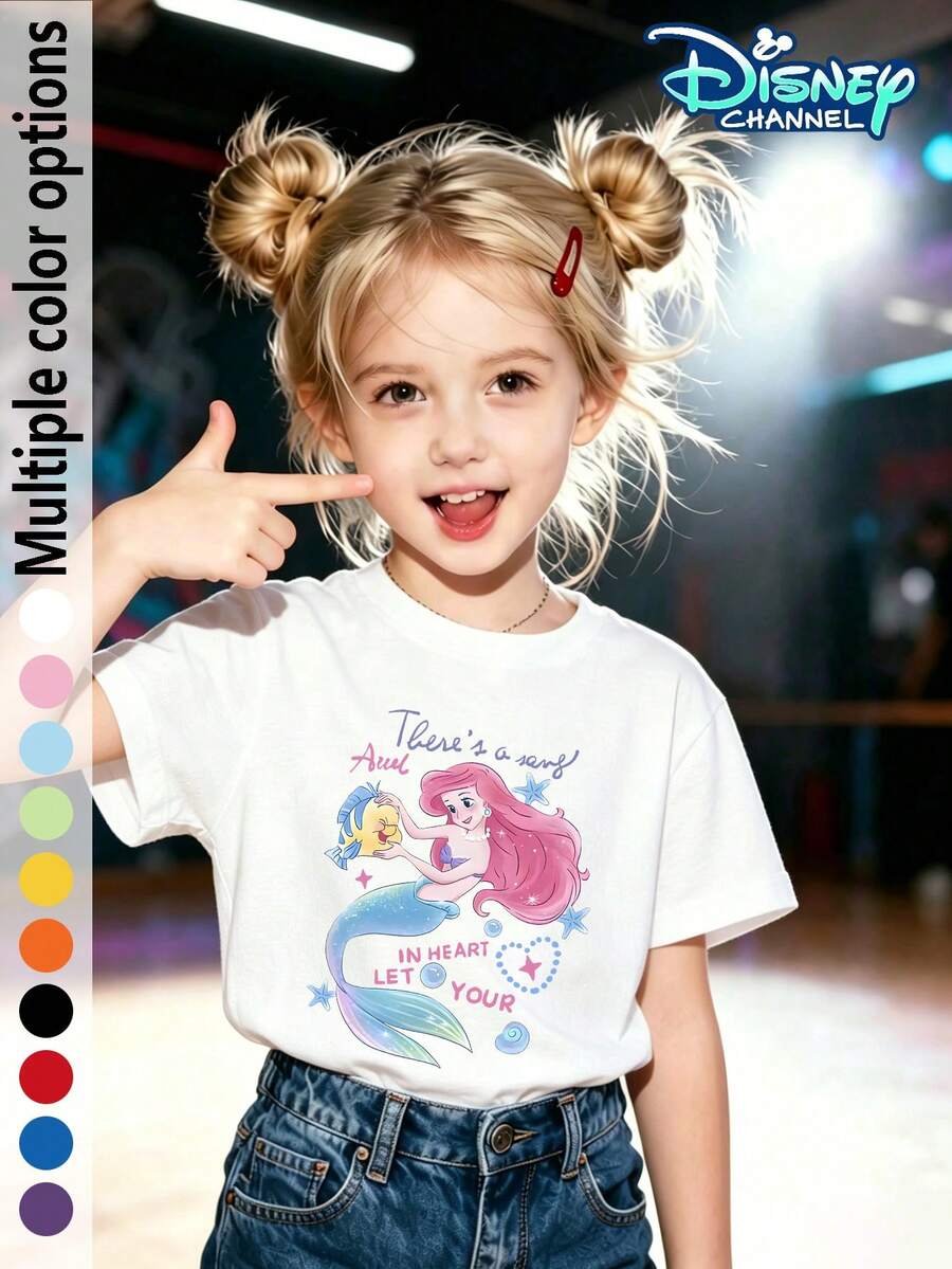 Disney Ariel-Themed Round Neck T-Shirt For Girls. Features A Cartoon Ariel And Flounder Interactive Print. A Casual Summer Top Suitable For Girls Aged 4-12, Perfect For Everyday Wear, Theme Park Outings, Birthday Parties, Photoshoots, And Family Trips. Soft, Skin-Friendly, Breathable Pure Cotton Short-Sleeved Shirt. Can Be Paired With Denim Shorts, Casual Leggings, Tulle Skirts, Or Wide-Leg Pants. A Fun And Practical Top For Girls, A Lovely Gift For Your Daughter, Niece, Or Best Friend's Child. - trắng - Xem 1