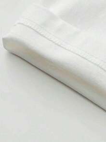 Fashionable Women's Short Sleeve Sports T-Shirt - Featuring A Pink Bow Design And Butterfly Print, This Machine-Washable, Comfortable, And Easy-To-Match T-Shirt Has A Casual Round Neck And Is Suitable For All Seasons. Perfect For Family Gatherings, Christmas Gifts, And Everyday Outings, It Highlights Your Warmth And Charm-A Must-Have Item! A Stylish Shirt. - 白色 - 查看 4