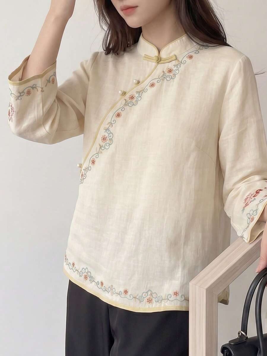 JIANHU 春夏刺绣立领上衣，现代中式纽扣设计，宽松优雅百搭白色度假风上衣 - 白色 - 查看 1