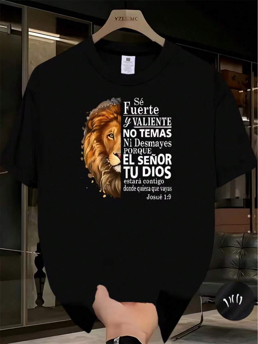 Camiseta casual de manga corta y cuello redondo para hombre con estampado intimidante de media leona y verso bíblico inspirador, versátil para el viaje diario, reuniones eclesiásticas y actividades al aire libre - Negro - Ver 1