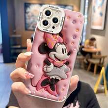 Officially Licensed Disney Mickey And Friends Phone Case, This Protective Phone Case Features Plush‑Textured Minnie Mouse With Gradient Pink‑Orange Bow, On Pink Bubble‑Padded Background Dotted With Multicolored Studs, Made With Flexible, Durable TPU Material To Protect Against Everyday Scratches, Bumps, And Minor Impacts, Compatible With IPhone 17, 16, 15, 14, 13, 12, 11 Pro Series And Galaxy S22, S23, S24, S25 Models, Ideal For Disney Fans. - 白色 - 查看 2