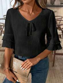 LUNE Women's Casual Linen Blouse With V-Neck And Short Sleeves With Ruffled Hem - Black - View 4