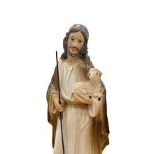 Estatua de 6 pulgadas de Jesús sosteniendo un cordero, decoración religiosa moderna para el hogar, estatua del Buen Pastor para escritorio interior, regalo religioso - 1PC - Ver 8