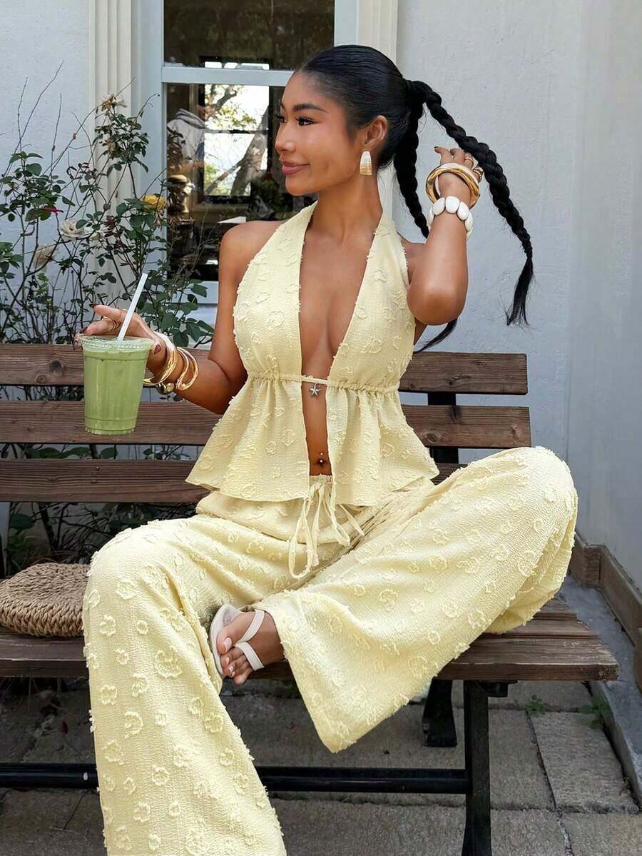 2 piezas Conjunto casual de vacaciones para mujer con top halter sin espalda y pantalones en color caqui tejido - Amarillo 2 - Ver 1